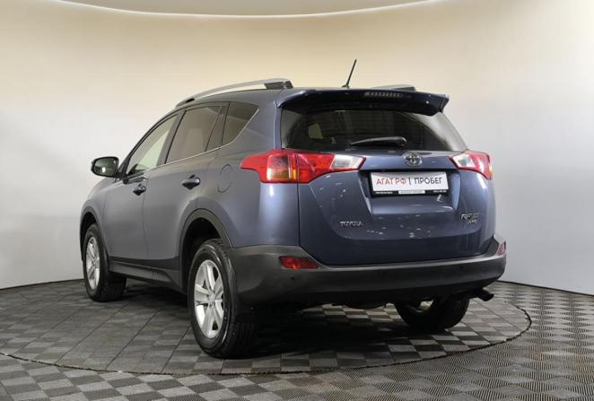 Toyota RAV4 IV (XA40) с пробегом 2014 года, цена 1 800 000 рублей, 153102 км, внедорожник, Автокод Объявления