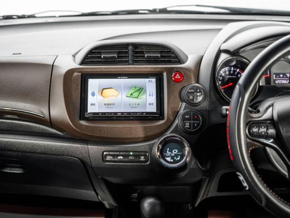 Honda Fit Shuttle I с пробегом 2011 года, цена 975 000 рублей, 120982 км, универсал, Автокод Объявления