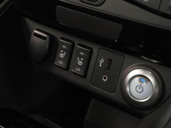 Nissan Leaf II (ZE1) с пробегом 2017 года, цена 1 499 000 рублей, 50448 км, хэтчбек, Автокод Объявления