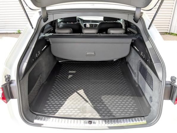 Audi A6 V (C8) с пробегом 2020 года, цена 4 615 000 рублей, 93129 км, универсал, Автокод Объявления