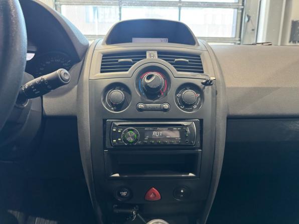 Renault Megane II Рестайлинг с пробегом 2008 года, цена 460 000 рублей, 210359 км, универсал, Автокод Объявления