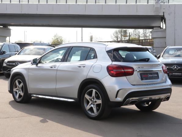 Mercedes-Benz GLA I (X156) Рестайлинг с пробегом 2019 года, цена 2 300 000 рублей, 79210 км, внедорожник, Автокод Объявления