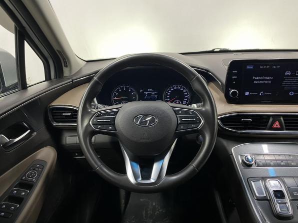 Hyundai Santa Fe IV Рестайлинг с пробегом 2022 года, цена 4 149 000 рублей, 21600 км, внедорожник, Автокод Объявления