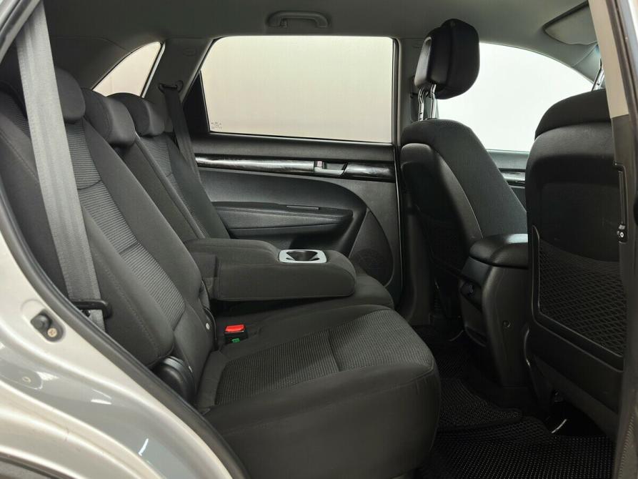 Kia Sorento II Рестайлинг Москва  - изображение 11