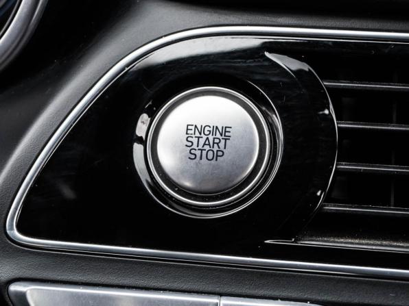 Genesis G70 I с пробегом 2018 года, цена 2 399 000 рублей, 143244 км, седан, Автокод Объявления