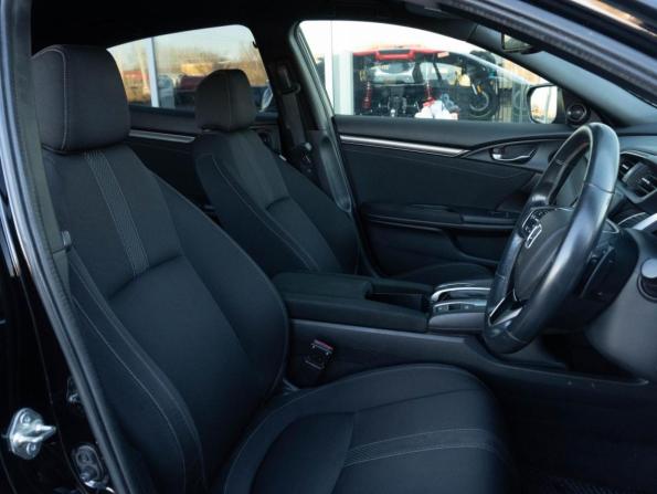 Honda Civic X Рестайлинг с пробегом 2019 года, цена 1 800 000 рублей, 105902 км, хэтчбек, Автокод Объявления
