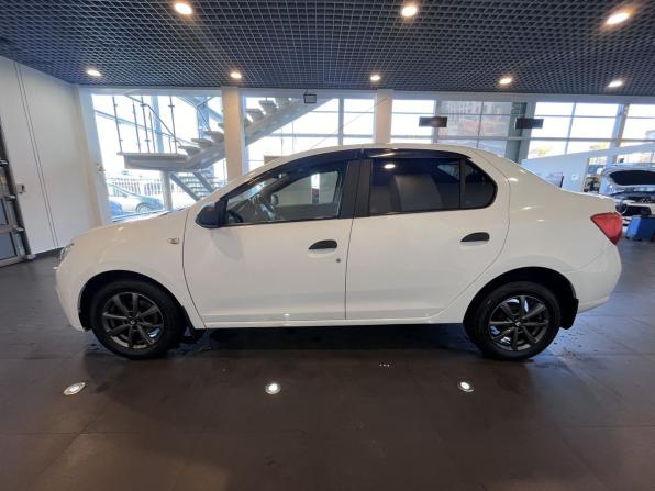 Renault Logan II Рестайлинг с пробегом 2018 года, цена 517 000 рублей, 205542 км, седан, Автокод Объявления