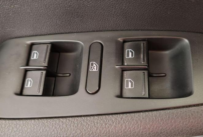 Volkswagen Jetta VI Рестайлинг с пробегом 2016 года, цена 1 190 000 рублей, 157003 км, седан, Автокод Объявления