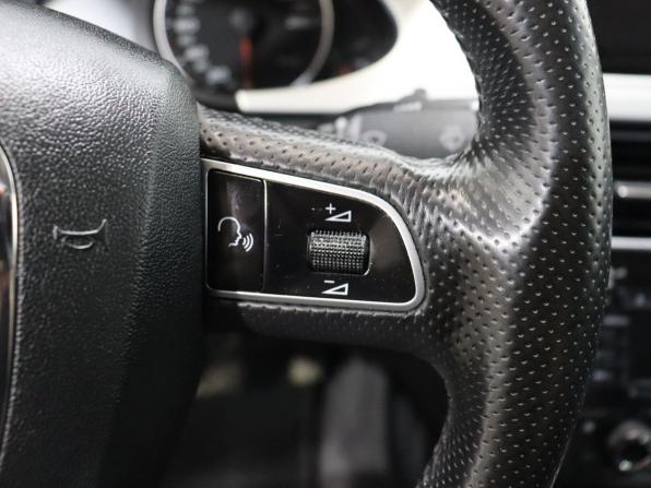 Audi A4 IV (B8) с пробегом 2011 года, цена 1 092 000 рублей, 330588 км, седан, Автокод Объявления