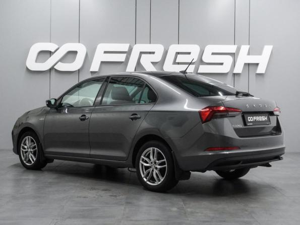 Skoda Rapid II с пробегом 2020 года, цена 1 379 000 рублей, 239215 км, лифтбек, Автокод Объявления