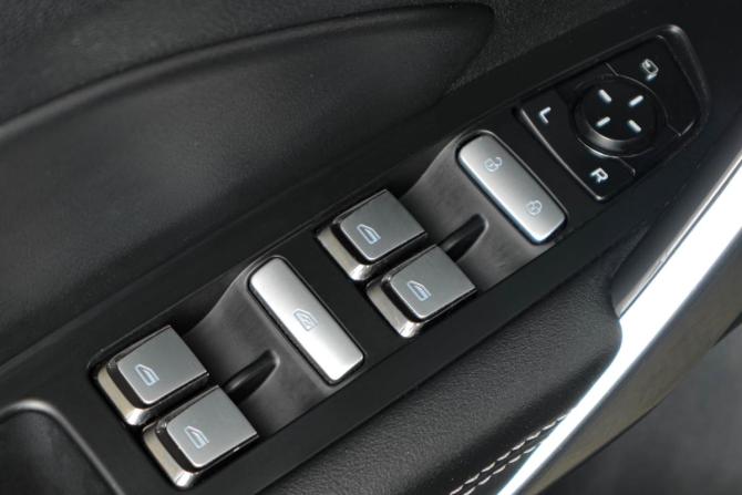 Geely Atlas Pro с пробегом 2023 года, цена 2 459 000 рублей, 36800 км, внедорожник, Автокод Объявления