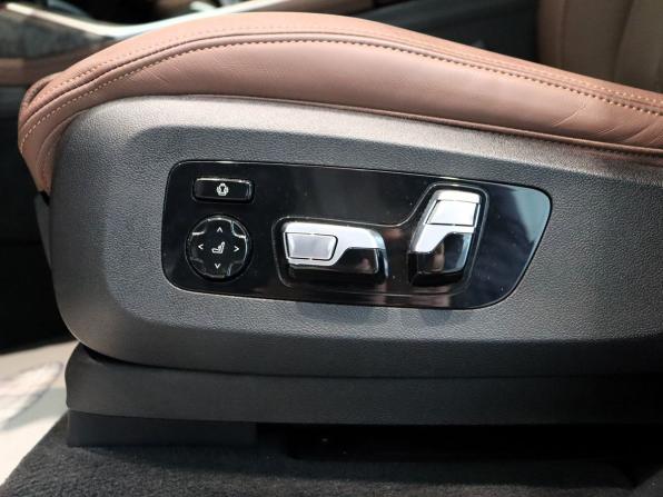 BMW X7 I (G07) с пробегом 2019 года, цена 9 300 000 рублей, 52070 км, внедорожник, Автокод Объявления