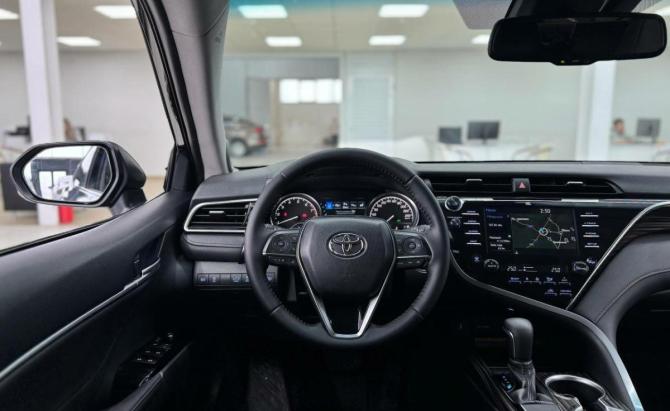 Toyota Camry VIII (XV70) с пробегом 2019 года, цена 2 489 000 рублей, 240000 км, седан, Автокод Объявления