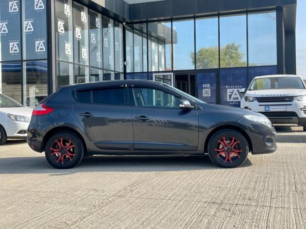 Renault Megane III с пробегом 2011 года, цена 685 000 рублей, 187000 км, хэтчбек, Автокод Объявления