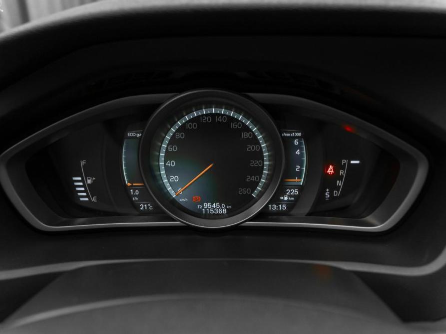 Volvo V40 Cross Country I Рестайлинг Москва  - изображение 11