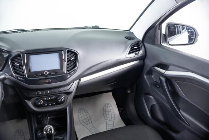 Lada (ВАЗ) Vesta I с пробегом 2018 года, цена 699 000 рублей, 180585 км, седан, Автокод Объявления