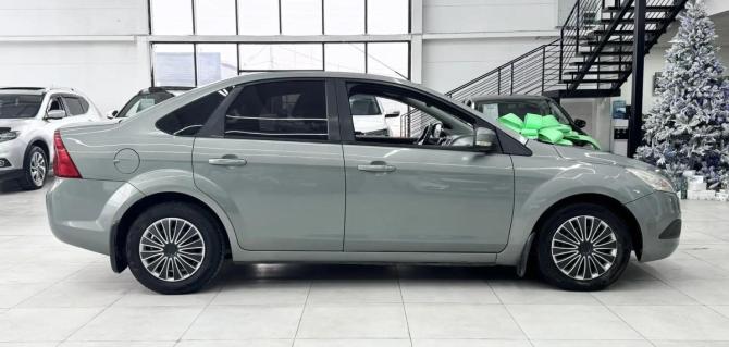 Ford Focus II Рестайлинг с пробегом 2010 года, цена 639 000 рублей, 190000 км, седан, Автокод Объявления