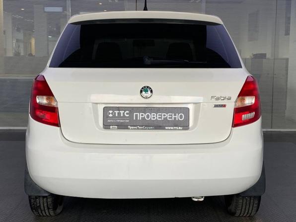 Skoda Fabia II Рестайлинг с пробегом 2012 года, цена 410 000 рублей, 134940 км, хэтчбек, Автокод Объявления