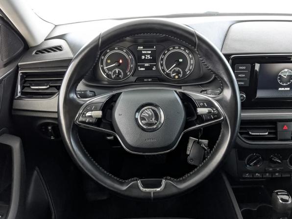 Skoda Rapid II с пробегом 2021 года, цена 1 285 000 рублей, 154473 км, лифтбек, Автокод Объявления