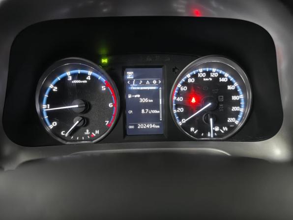 Toyota RAV4 IV (XA40) Рестайлинг с пробегом 2019 года, цена 2 295 000 рублей, 202493 км, внедорожник, Автокод Объявления