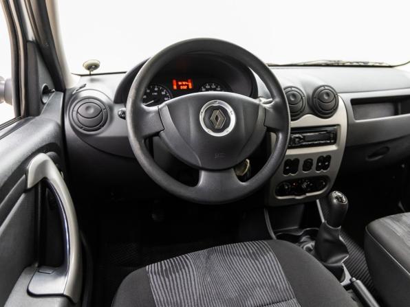 Renault Logan I Рестайлинг с пробегом 2015 года, цена 709 000 рублей, 56764 км, седан, Автокод Объявления