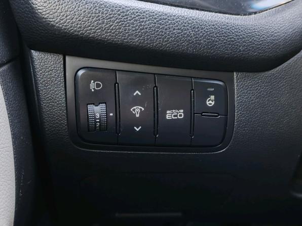 Kia Ceed II Рестайлинг с пробегом 2017 года, цена 999 000 рублей, 383512 км, универсал, Автокод Объявления