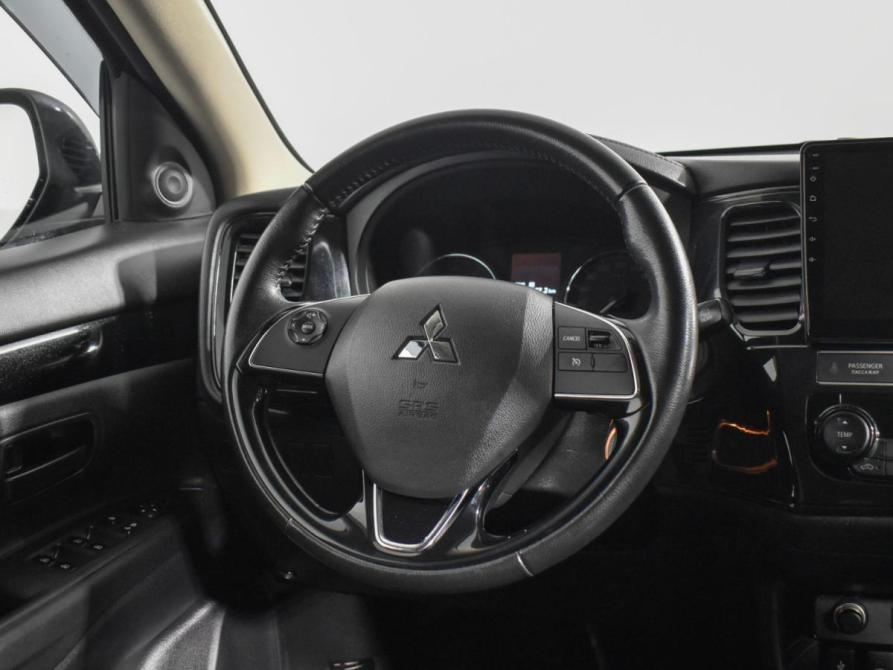 Mitsubishi Outlander III Рестайлинг 3 Санкт-Петербург  - изображение 15
