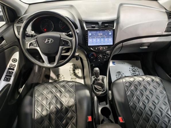 Hyundai Solaris I Рестайлинг с пробегом 2016 года, цена 980 400 рублей, 121116 км, седан, Автокод Объявления