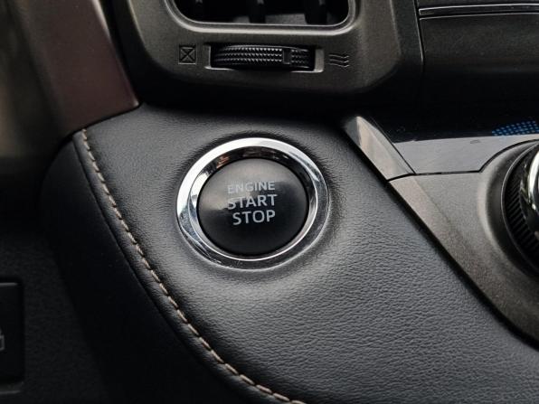 Toyota RAV4 IV (XA40) с пробегом 2013 года, цена 1 999 000 рублей, 107003 км, внедорожник, Автокод Объявления
