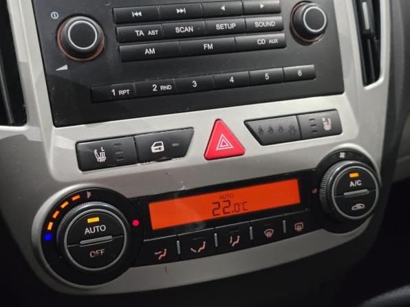 Kia Ceed I с пробегом 2009 года, цена 575 000 рублей, 222000 км, хэтчбек, Автокод Объявления