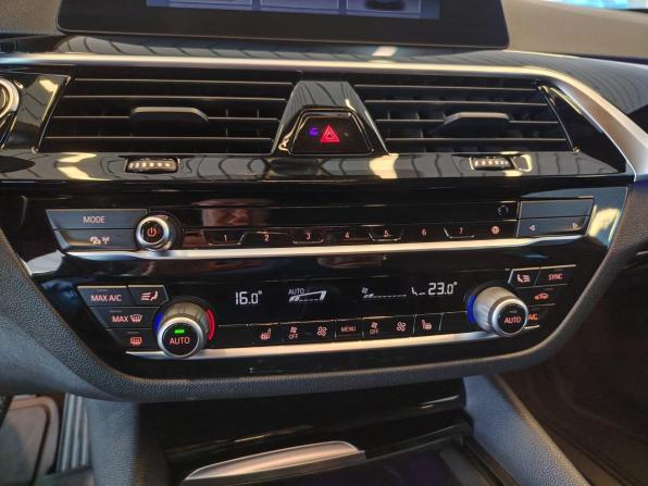 BMW 5 серии VII (G30/G31/G38) с пробегом 2020 года, цена 2 699 000 рублей, 203700 км, седан, Автокод Объявления
