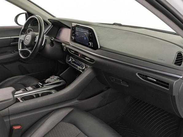 Hyundai Sonata VIII (DN8) с пробегом 2020 года, цена 2 490 000 рублей, 72134 км, седан, Автокод Объявления