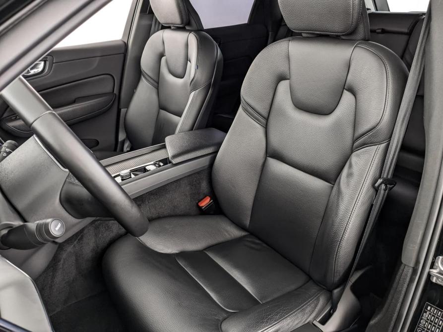 Volvo XC60 II Рестайлинг Москва  - изображение 19