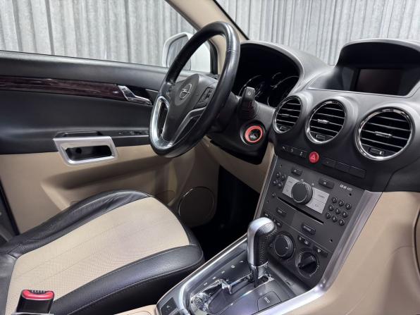 Opel Antara I Рестайлинг с пробегом 2013 года, цена 1 250 000 рублей, 128510 км, внедорожник, Автокод Объявления