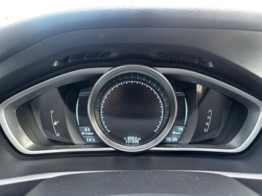 Volvo V40 Cross Country I Москва  - изображение 16