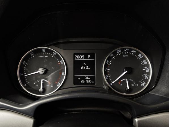 Skoda Octavia II (A5) Рестайлинг с пробегом 2013 года, цена 697 000 рублей, 251929 км, лифтбек, Автокод Объявления