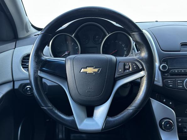 Chevrolet Cruze I Рестайлинг с пробегом 2012 года, цена 700 000 рублей, 191199 км, хэтчбек, Автокод Объявления