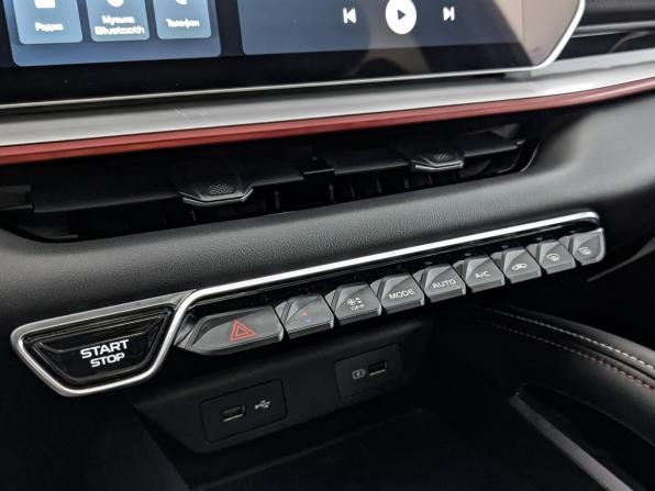 Geely Coolray I Рестайлинг с пробегом 2023 года, цена 1 850 000 рублей, 85213 км, внедорожник, Автокод Объявления