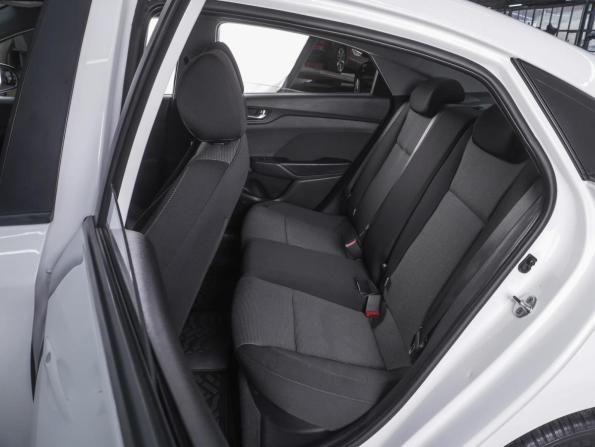 Hyundai Solaris II Рестайлинг с пробегом 2021 года, цена 1 650 000 рублей, 57974 км, седан, Автокод Объявления