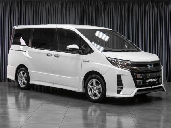 Toyota Noah III (R80) Рестайлинг с пробегом 2018 года, цена 2 349 000 рублей, 120279 км, минивэн, Автокод Объявления