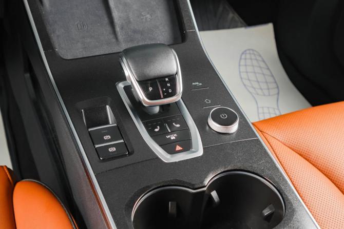 Omoda C5 I с пробегом 2023 года, цена 1 699 000 рублей, 91489 км, внедорожник, Автокод Объявления