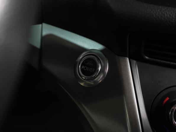 Ford Kuga II с пробегом 2013 года, цена 1 299 000 рублей, 123038 км, внедорожник, Автокод Объявления