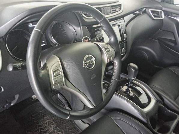 Nissan Qashqai II с пробегом 2015 года, цена 1 585 000 рублей, 113000 км, внедорожник, Автокод Объявления