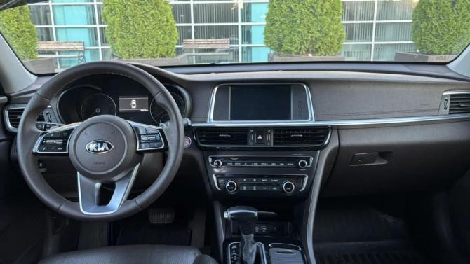 Kia Optima IV Рестайлинг с пробегом 2019 года, цена 2 520 000 рублей, 43235 км, седан, Автокод Объявления