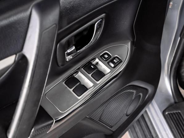Mitsubishi Pajero IV Рестайлинг 1 с пробегом 2012 года, цена 2 080 000 рублей, 251478 км, внедорожник, Автокод Объявления