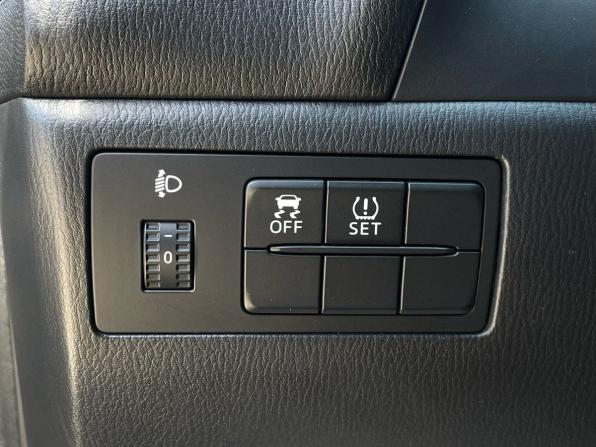 Mazda 3 III (BM) с пробегом 2013 года, цена 1 287 000 рублей, 235000 км, хэтчбек, Автокод Объявления