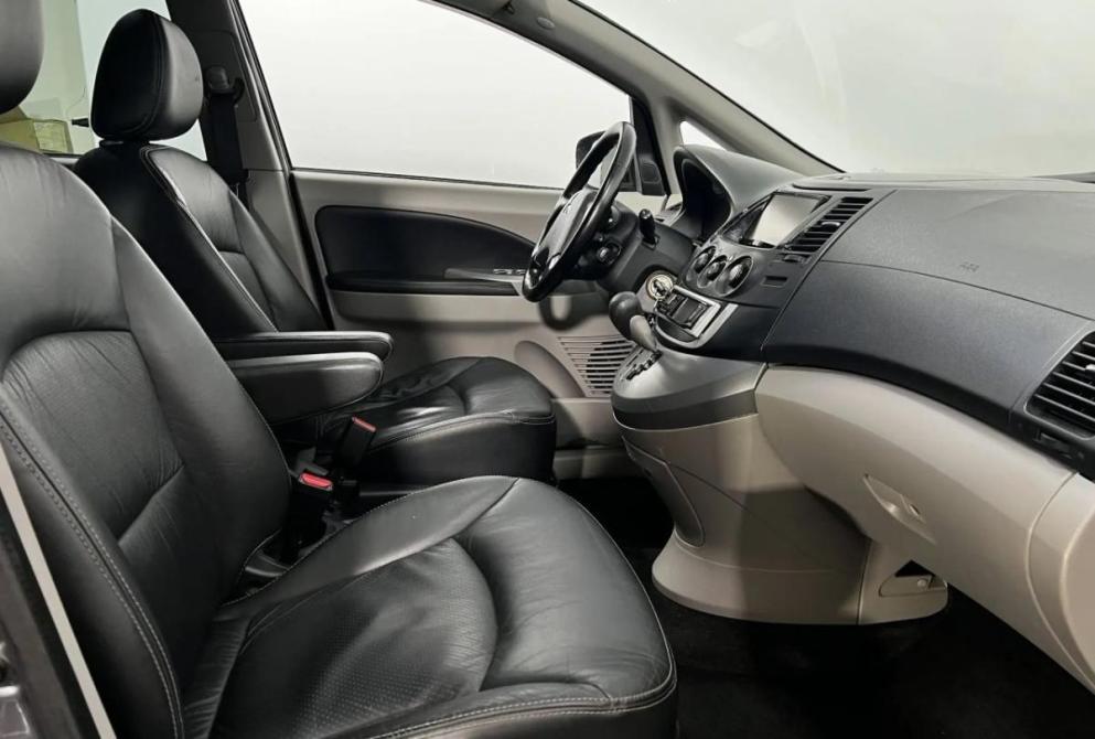 Mitsubishi Grandis I Нижний Новгород  - изображение 13