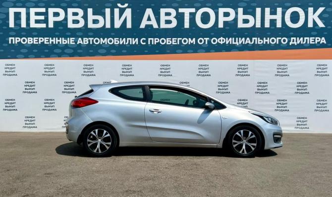 Kia Ceed II Рестайлинг с пробегом 2017 года, цена 1 175 000 рублей, 174000 км, хэтчбек, Автокод Объявления