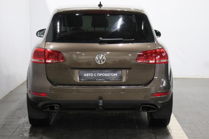 Volkswagen Touareg II с пробегом 2012 года, цена 2 015 000 рублей, 244758 км, внедорожник, Автокод Объявления