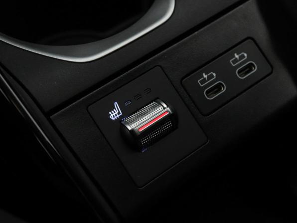 BMW X1 III (U11/U12) с пробегом 2025 года, цена 5 877 000 рублей, 4003 км, внедорожник, Автокод Объявления